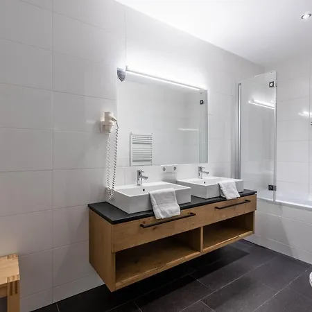 Bellevue Residences - Luxurious Lakeside Apartments Zell am See Exterior photo