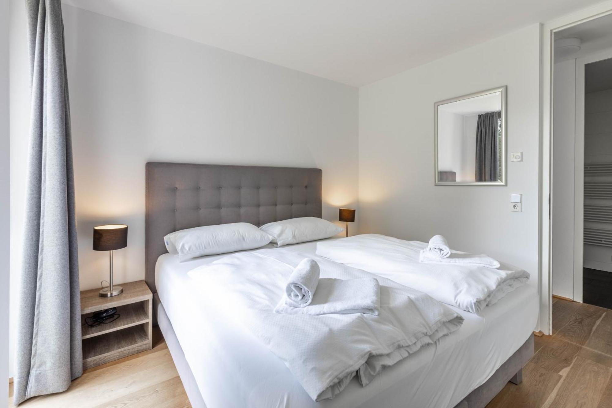 Apartamento Bellevue Residences - Luxurious Lakeside *