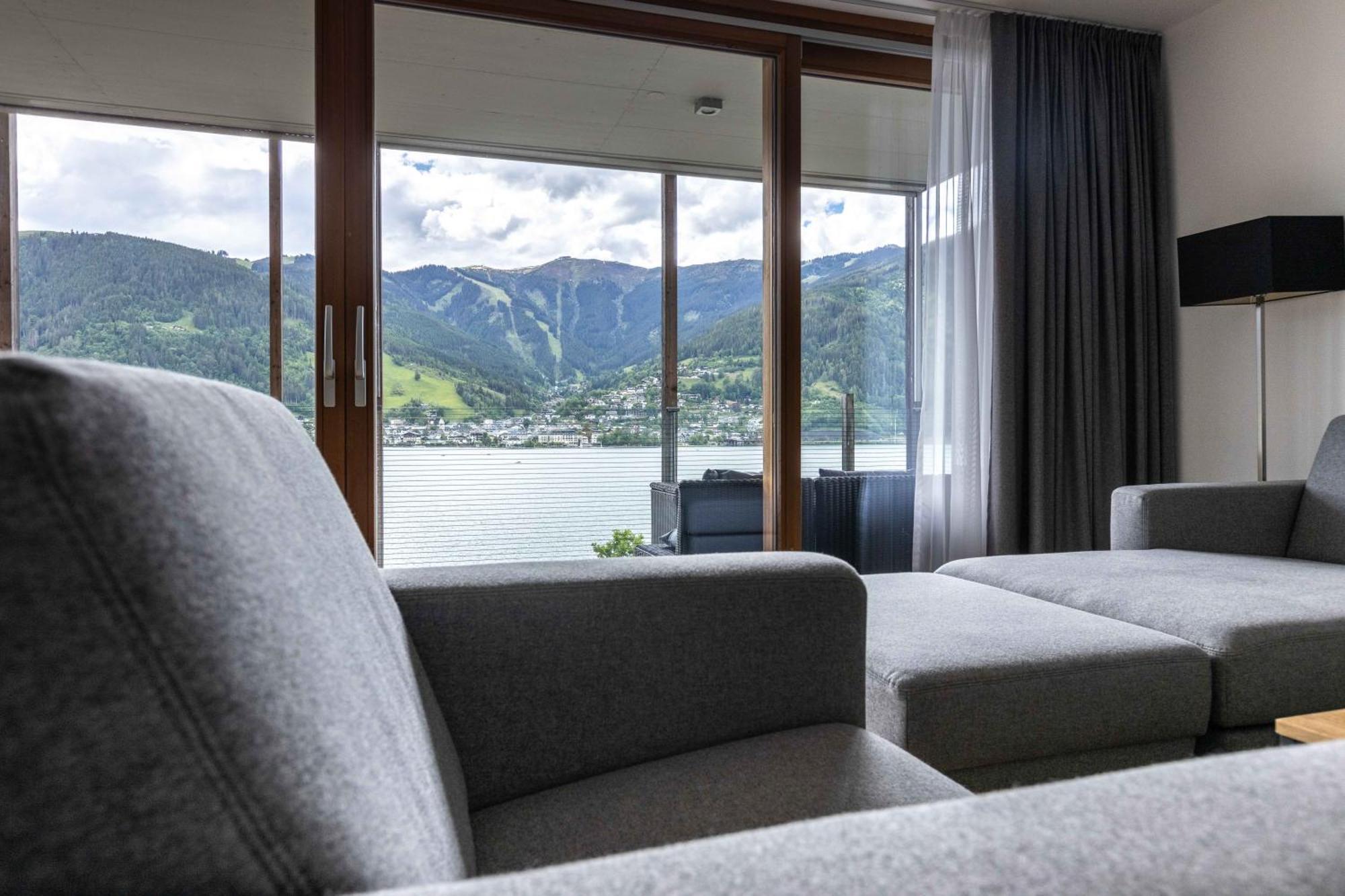 Bellevue Residences - Luxurious Lakeside Apartamento *