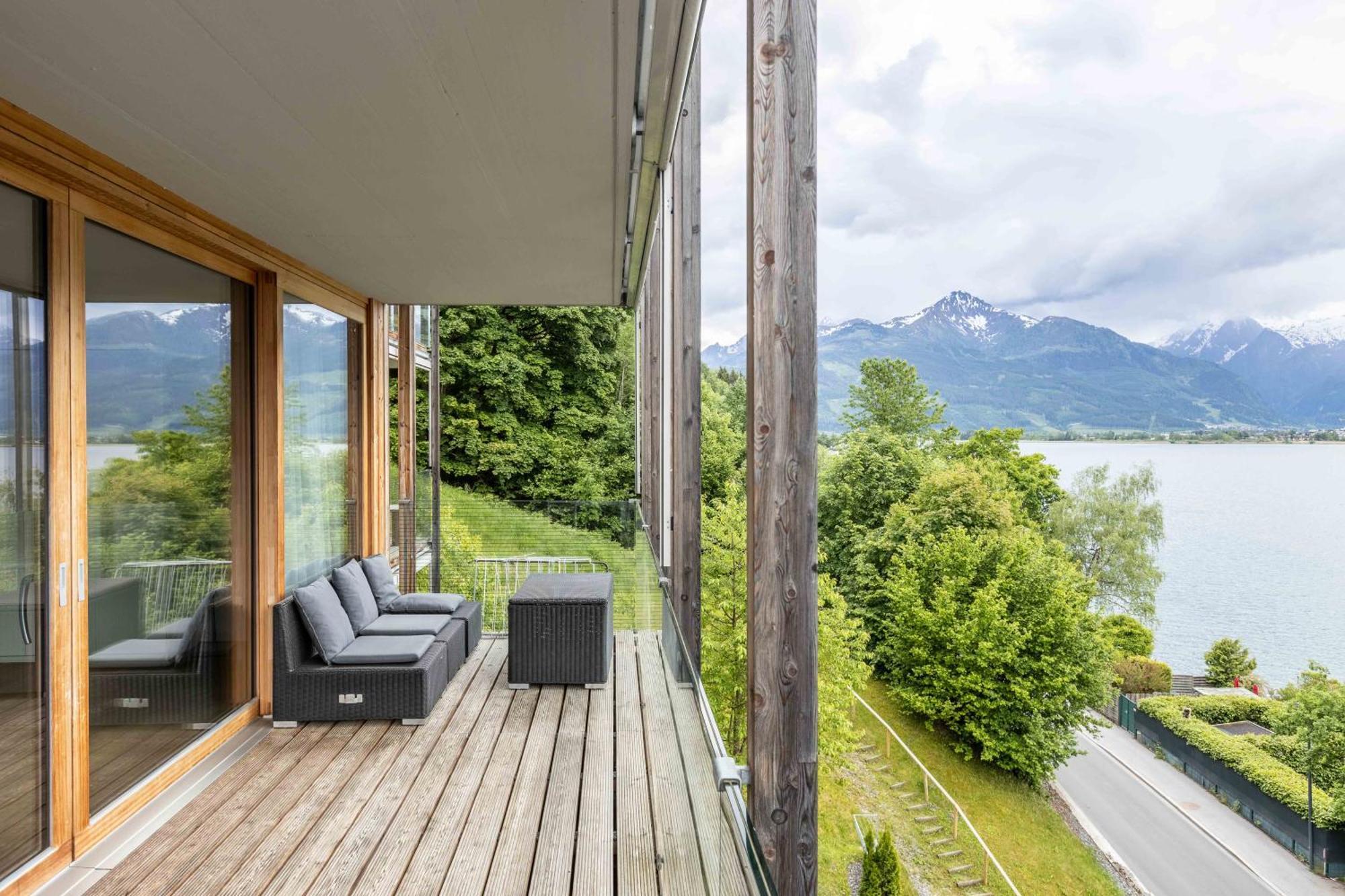 Bellevue Residences - Luxurious Lakeside Apartamento